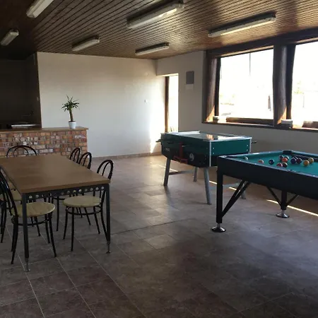 Konukevi Pillango Vendeghaz Tállya